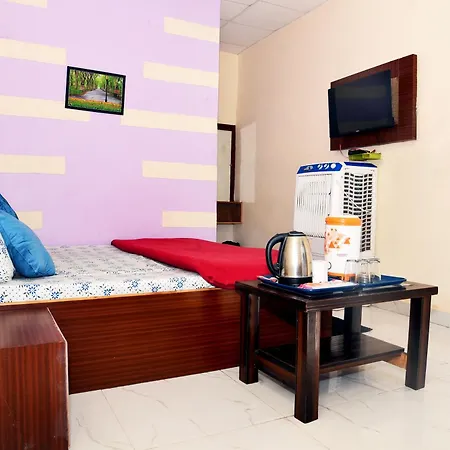 Samarth Home'Stay Pachmarhi Exterior photo