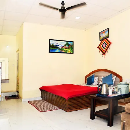 Samarth Home'Stay Pachmarhi Exterior photo