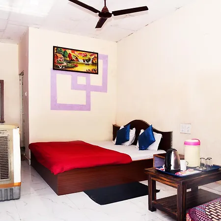 Samarth Home'Stay Pachmarhi Exterior photo