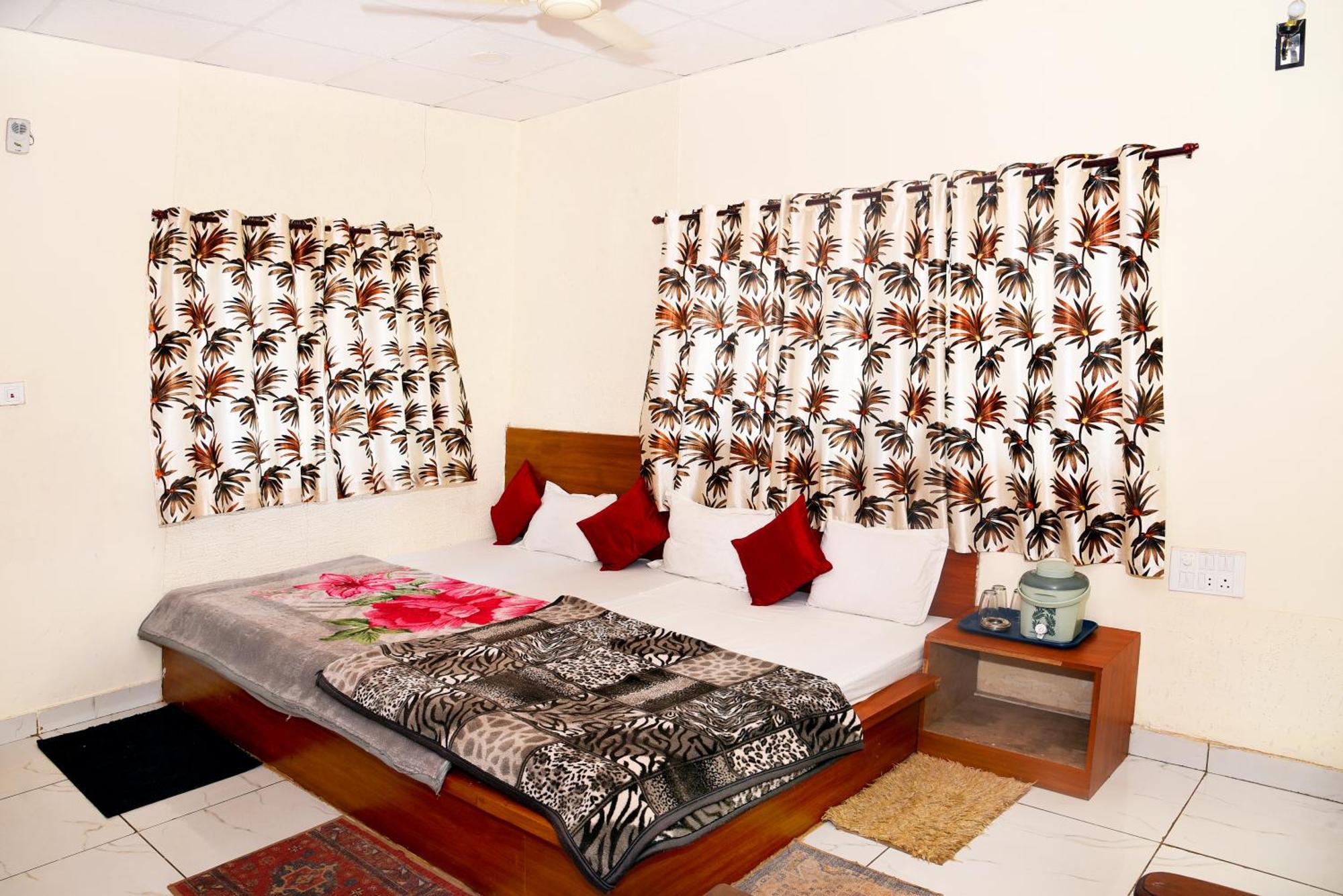 Samarth Home'stay